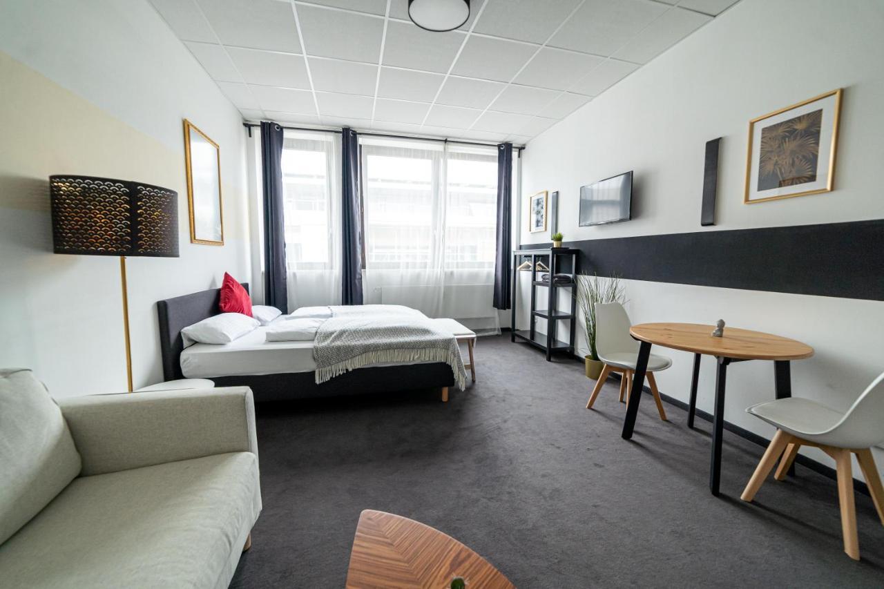 Full House Hostel Nuernberg - Shared Bath & Kitchen Nuremberga Exterior foto