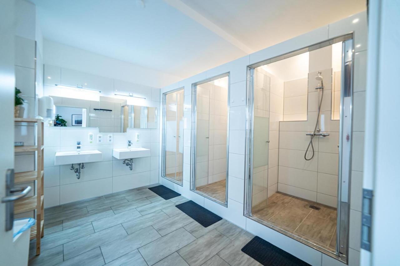 Full House Hostel Nuernberg - Shared Bath & Kitchen Nuremberga Exterior foto
